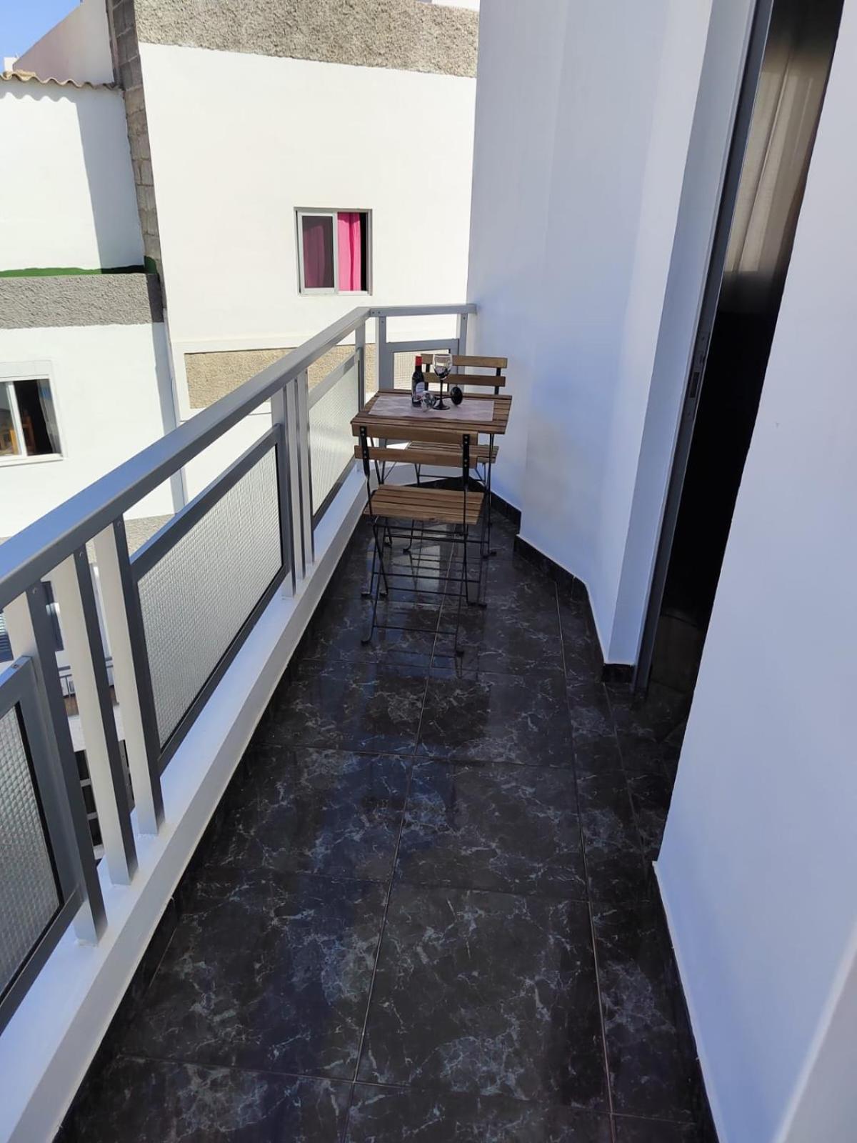 Cheyma Home 3º: Amplio Apartamento En Alcala Luaran gambar
