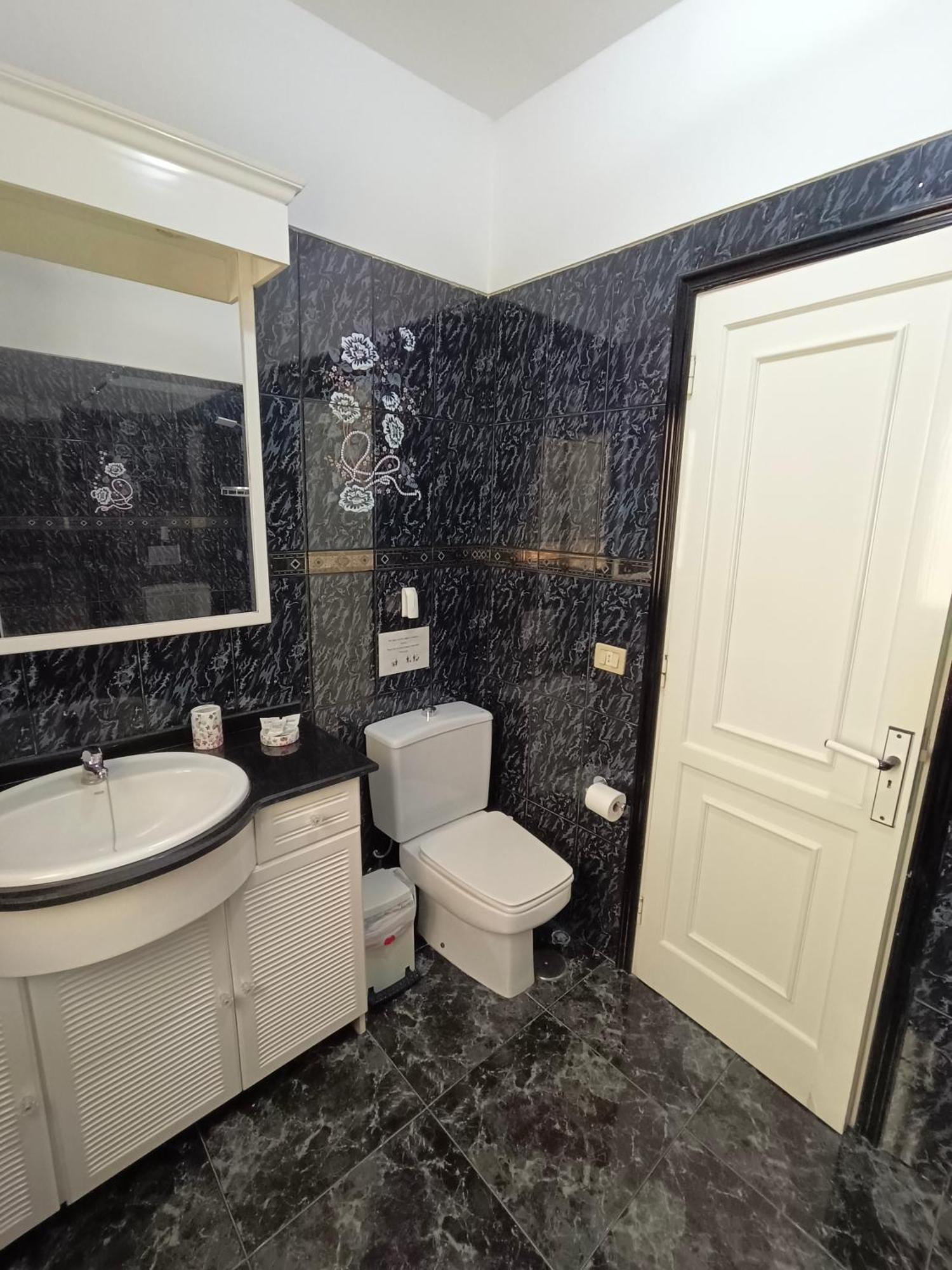 Cheyma Home 3º: Amplio Apartamento En Alcala Luaran gambar